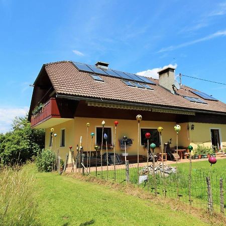 Apartment In Koettmannsdorf Near Bathing Lake Wurdach Exteriör bild