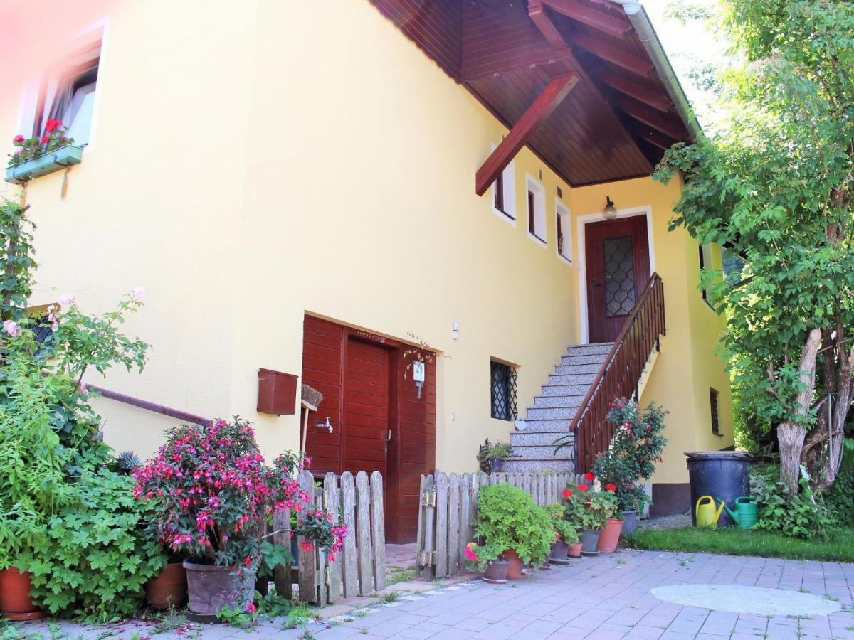 Apartment In Koettmannsdorf Near Bathing Lake Wurdach Exteriör bild